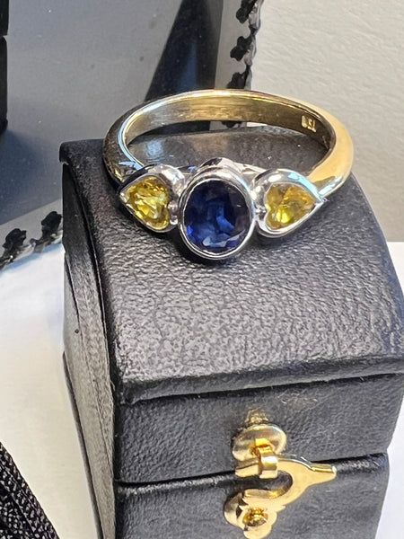 Sapphire Ring. Yellow and Blue Sapphires 3 stone ring set in 18ct gold